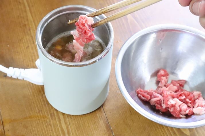 jWƃWKCɉ΂ʂAĎύ݂܂