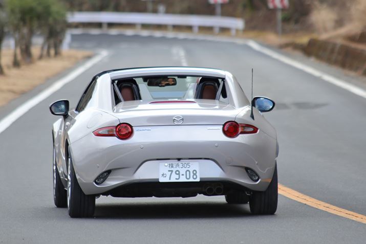 KPĆA쓮̈aȂɎRɌĂۂ