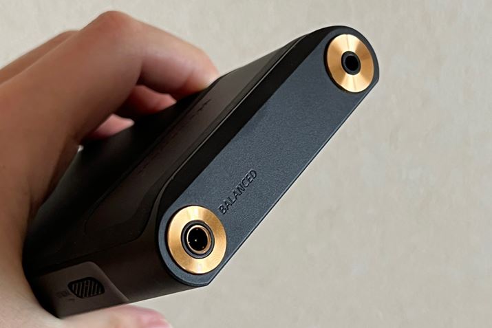 Cz[q4.4mmoX3.5mmVOGh2