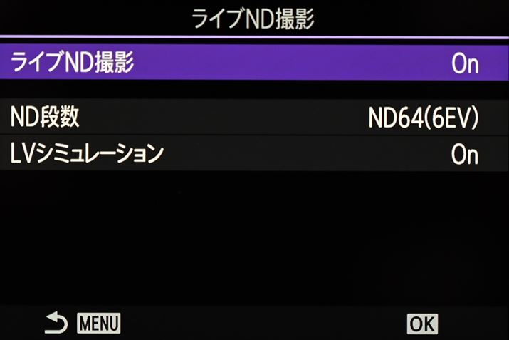 NDiƂ킹āAdオCur[fɕ\uLVV~[VṽIEItIׂ