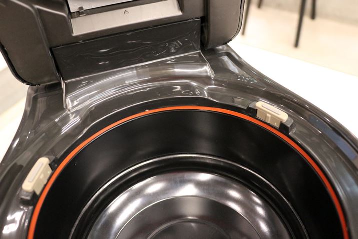 ]ǂAƂ܂Ǖڂ镔ɂ͖߂uMOv𑕔BfM߂Hv̂ЂƂł