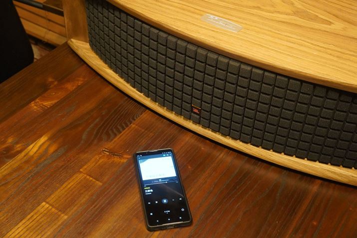 AndroidX}źuAmazonMusicvł؁B̂قʂׂ݂̍