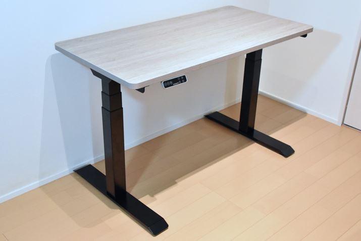 `V́uzCgEbhvBTCÝA120×c60×2.5cmBIVȃJtF̃e[û悤ȃVbN