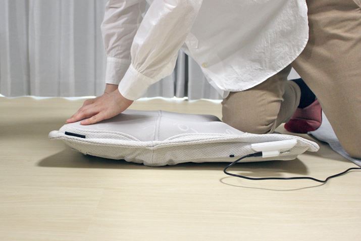  g̎^̃TXyV\h𓋍ڂĂ邽߁ȀdƁÂ悤ɃObƍL܂BiK߂ł郊NCjO@\ł͂Ȃ̂ŁAD݂̊pxŔwʒu͌Œł܂Bwꂪ|ꂷȂ悤ɂĎgȂAwʂ̂֎q\t@̏ɒuĎgA邢͕ǂɂꂩ悤ɎgƂ悢ł傤