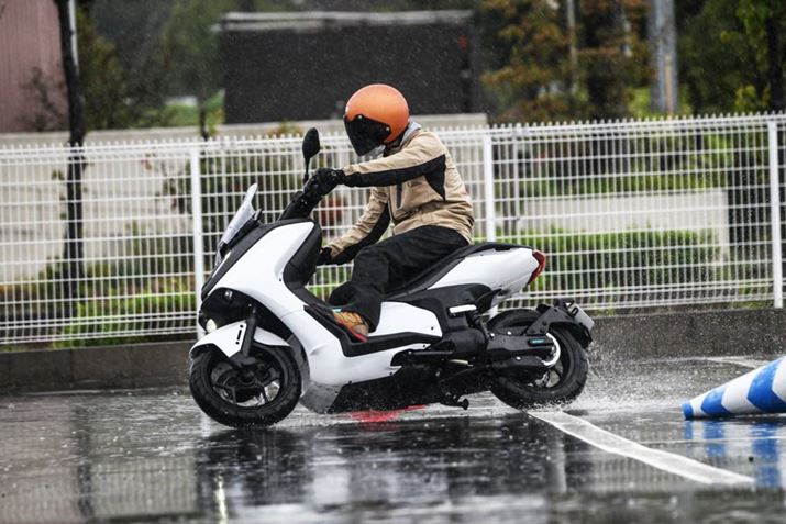 J̒ł肵đԑ̂̊x̍ꂽBł点Ă݂I