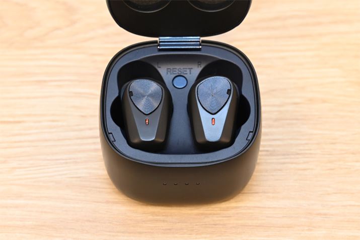 Cz͐pP[XɐQĎ[`BpP[X́ACX[dKiQiɂΉĂ