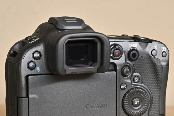 dqr[t@C_[iEVFj́A576hbg\ŁAō119.88fps̃tbV[gɑΉB{͖0.76{AAC|Cg͖23mmB჌ťwt@C_[̂悤ȌČ\[huOVFr[AVXgvڂĂ