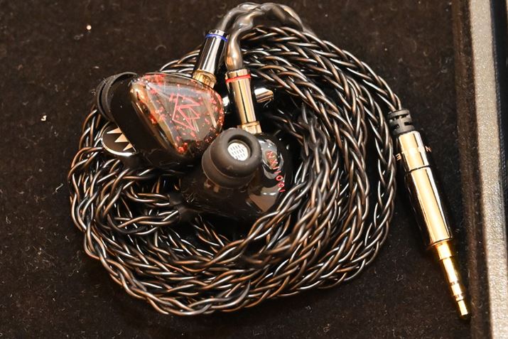 Noble AudiouDXIIv́A_Ci~bN^hCo[1ƂVvȃhCo[\̗pGg[NXIEM