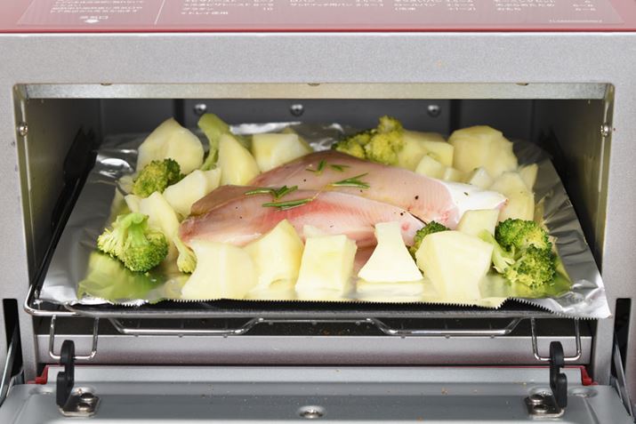 j[Wɂ͂ȂIWi̗Ă݂B①ɂɂԂ̐؂gƁAႪubR[ׂĖtƁAȒPȍ