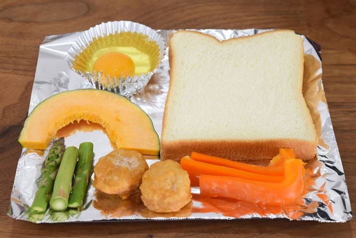 HpƃJbg؁AꂽA~JbvAⓀ̂炠𓯎ɒĂ݂悤