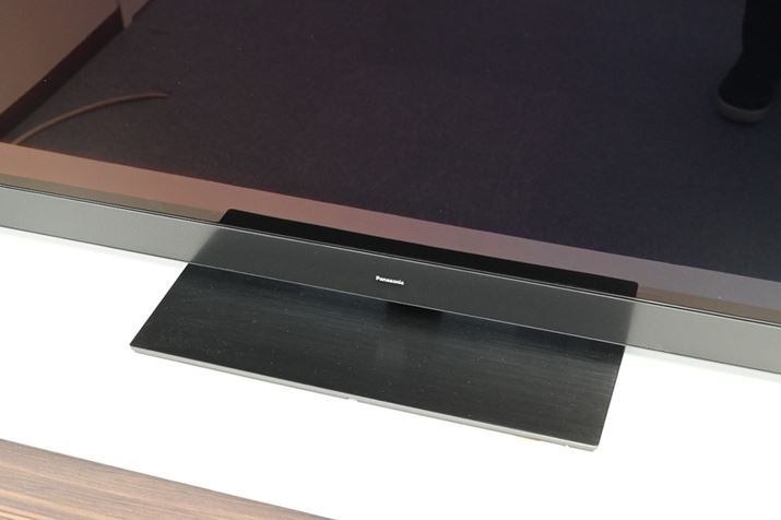 77V^͎lpfUCŁAXC[xɂ͔ΉƂȂ