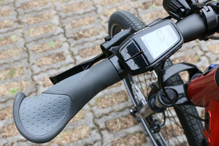 ̂Ђ󂯎~߂GSm~bN`̃Obv́A肪ɂȂɂB葤ɁAXs[hȂǂ\fBXvCĂ