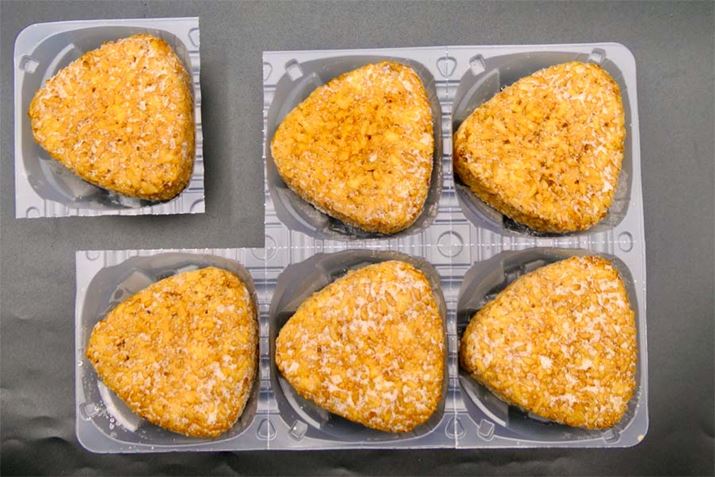 ɂ𗧂Ăĉ߂g[tŁA1؂藣Ďg܂