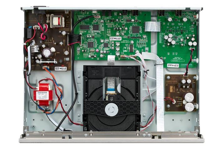 D/ARo[^[͍do̓^CvŁAI/VϊHœƎɉ{BɁAPMA-A110Ƌʂ̍p[cpJX^p[c𑽐̗pĂ