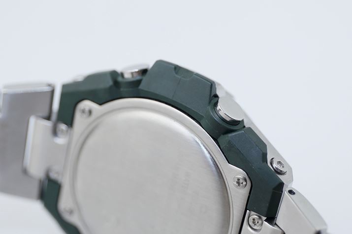 P[Xfނɂ́AJ[{t@Co[gp