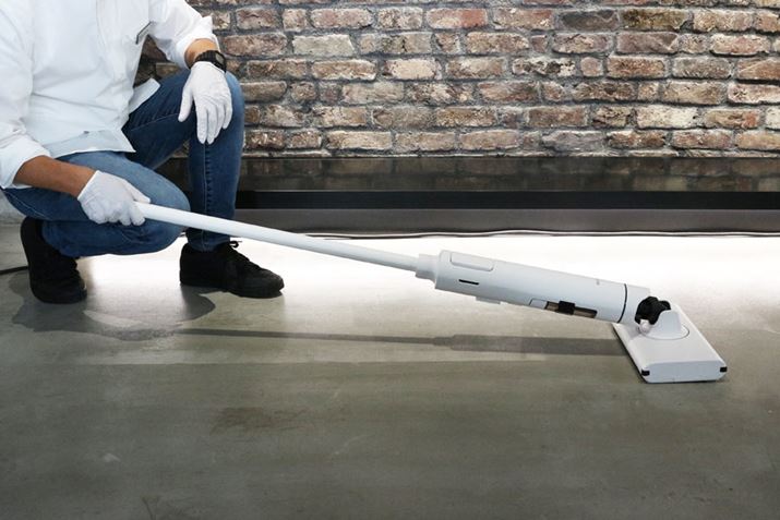 |@ɂȂقǂɂ͓|܂񂪁A{̂|pxBALMUDA The Cleaner10°傫80°ɂȂ߁ABALMUDA The Cleaner͍18cmƋȂ|邱Ƃł܂iBALMUDA The Cleaner͖22cm̍Kvj