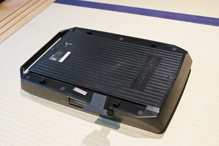 EcoFlow Waveɑłpobe[pbNii110,000~/ōj̗eʂ1,008WhŁA80ȏ̏[d800BACRZg[dꍇAobe[cʃ[̏Ԃ疞[d܂Ŗ2ԂBȂA\[[plƃVK[\Pbg̋d́A{̂łȂpobe[pbNɂ\i[dԂ͖5ԁjBȂ݂ɁA{̂Ƒgݍ킹pobe[pbNdƂȂAɐpobe[pbNɏ[d邱ƂłB