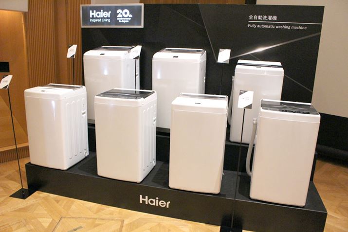 zíAJW-U45A33,000~OAJW-U55A36,300~OAJW-U60A44,000~OAJW-U70A49,500~OAJW-UD55A52,800~OBȂ݂JW-U45A JW-U55ÁAVʂ̃J[zCgƃubN2FpӂĂ܂