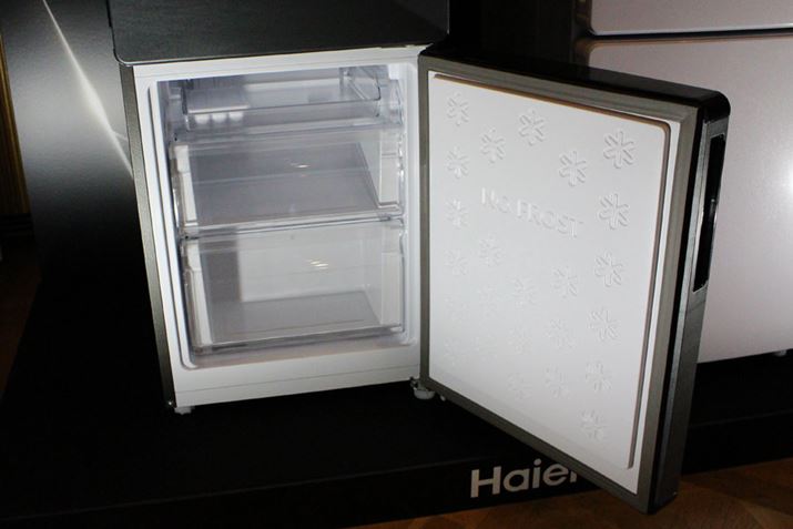 Ⓚ́A[HނȂĂ󋵂c₷NA3iP[X̗p