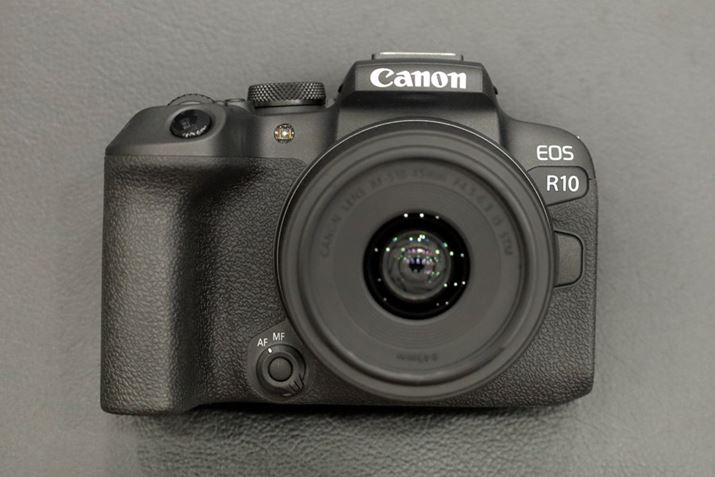 uEOS R7vƓlA{fBOʂAF/MF؂ւ̃tH[JX[hXCb`Ă