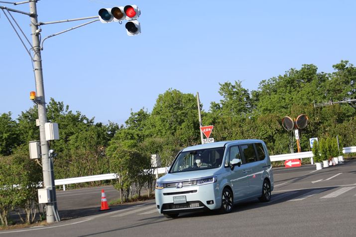 z_̃eXgR[X́AM@ݒuĂȂǖ{iIȎsXn͂R[XƂȂĂ