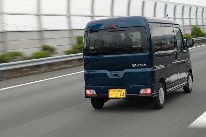 Jl⓭̑lAER}[XvȂǁA̎ɍ킹zɌy{bNXł