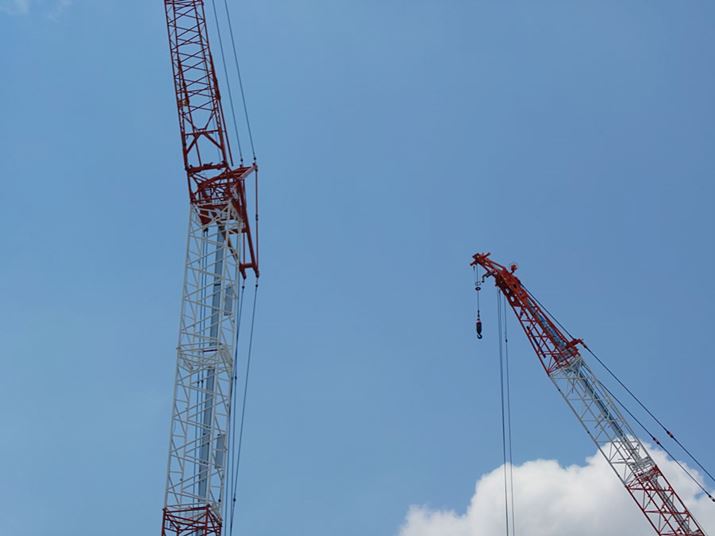 Ɠ\}]Ji85mmjɐ؂ւĎBeB3{ȏ̃Y[ƂȂAN[̍ו܂łƎʂBȂAI[gtH[JX̓N[킸ɔFĂ