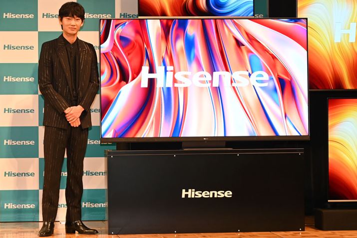 \ɂ́AЂ̃uhAoT_[𖱂߂鈻썄oꂵAuU9HvuU7HvV[Y̐VCMIꂽ