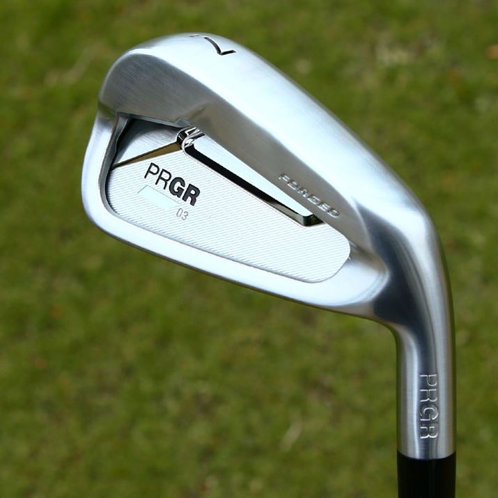 PRGRuh̃ACÁAF܂gȂVvȃfUCB03ACAlŁA@\ɂӂꂽȂ܂ł