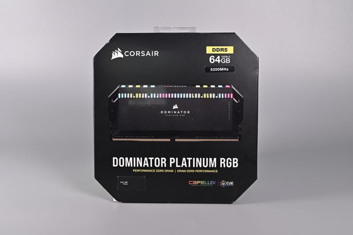 CorsairuCMT64GX5M2B5200C40vBЂ̃I[o[NbNnCGh[uDOMINATOR PLATINUM RGBvɑ鐻iB32GB×2̃pbP[WŁADDR5-5200ݒ莞CASCeV[40- 0-40-40-77