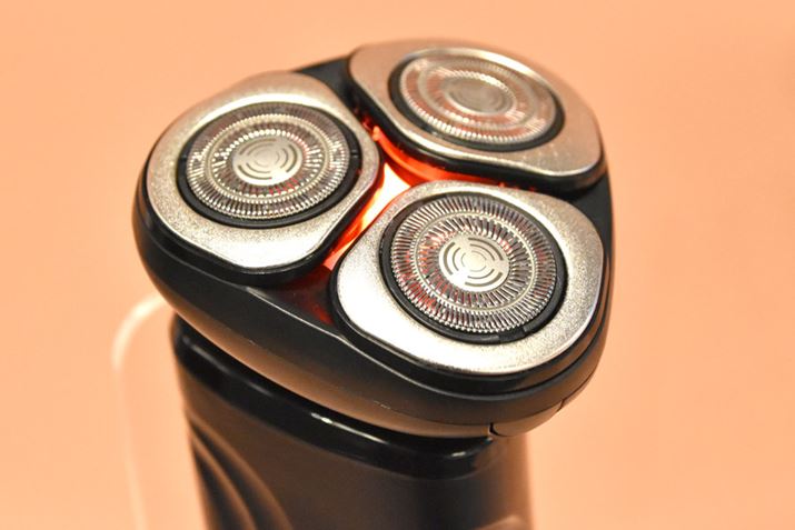 3̊ۂnꂼɁARFiWIgj̓dɂڂĂ