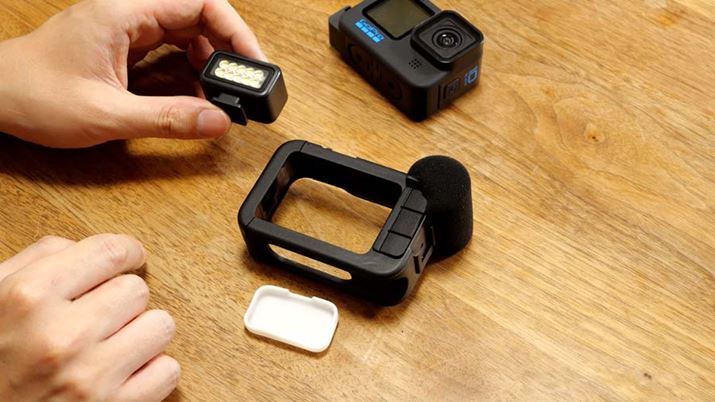 w}CNufBAW[vijƁA4iK̖邳\ȁuCgW[vr[܂