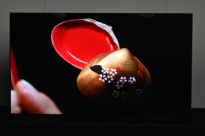 x̍FN₩ȎFƍČłĂ̂́uQD-OLEDvȂł