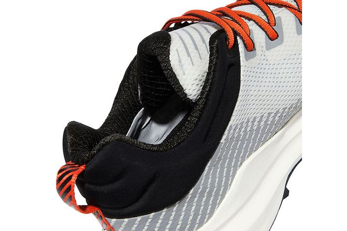 ɂ̓vXgbvtĂA₷B܂AhuɂĐNɂ̂