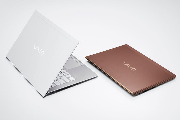 VAIO SX14ijVAIO SX12iEjBǂgѐɂꂽoCm[gŁAVAIO炵X^CbVȃfUC͏]fςĂȂ