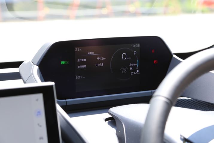 [^[AXeAOzC[̏㑤ʂČ悤ɔzuꂽugbv}Eg[^[vig^AXoƂɋʂ̖́jBړȂȂȂǁA₷ɔzĂV[^[