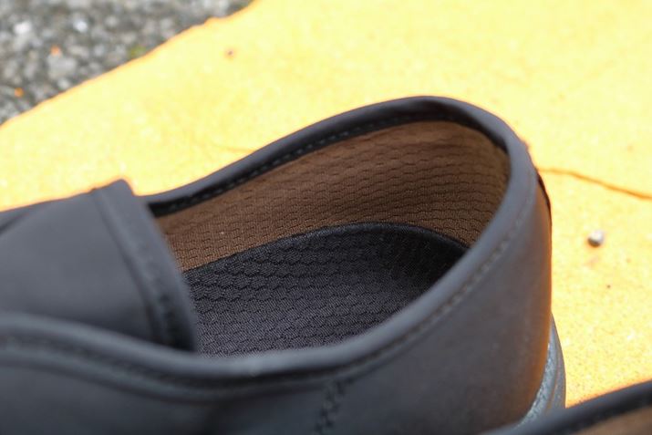 CjÓAʓIȖhV[YȂǂɂ󂯂鎿ŁATbƂG