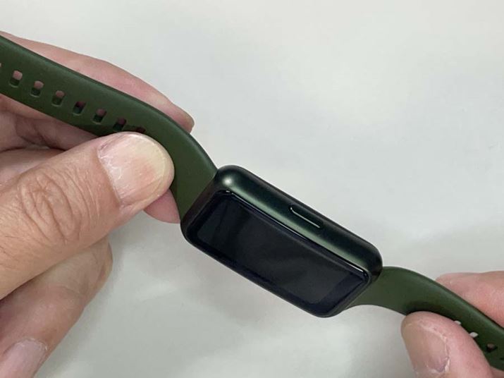 {fBɃ{^P[XEɂЂƂ݂̂ƁAfUC͔ɃVvB{Iȑ̓^b`Ή̃fBXvCōs܂