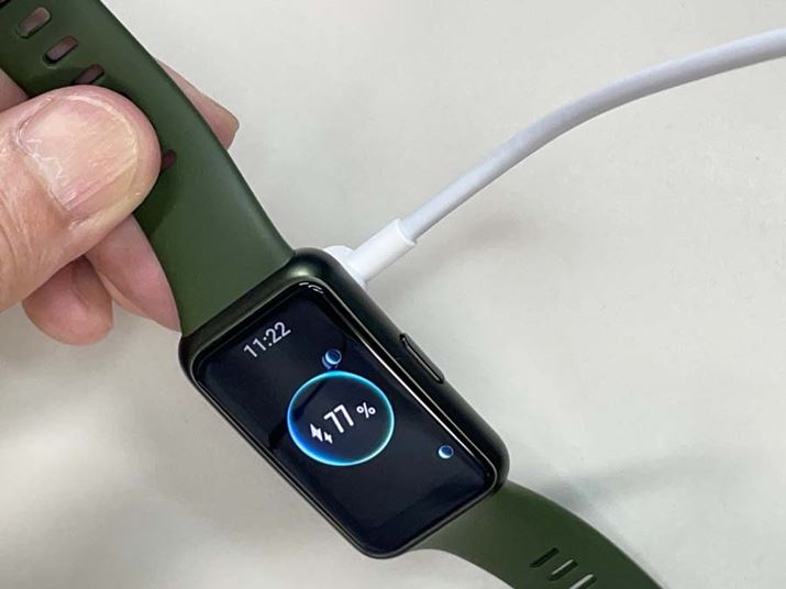 [d́A}OlbgŒ[q{̂Ɉt^Cv̏[dN[htUSBP[upA5̏[dōő2Ԏgpł}[dɑΉ