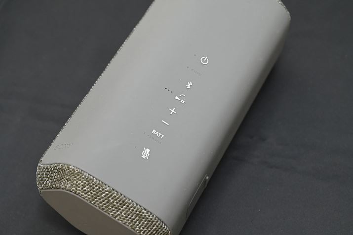 d{^Ȃǂ̕{^͔wʂɓځB}CN~[g@\{̂璼ڑł