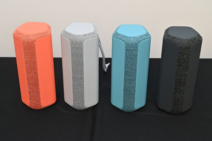 uSRS-XE200v͑S4F̃J[oG[VCAbv