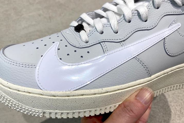 Abp[̑Oɂ́A2߂̑傫ȃXEbVzꂨA݊Ă܂