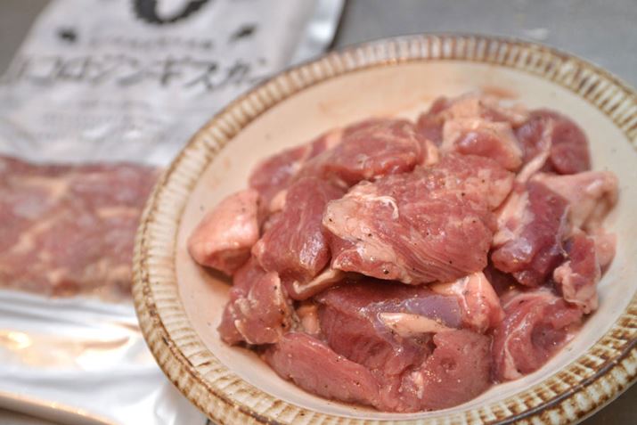 Ɠ̃Jbg@BЂ_ɂ͑e҂ubNybp[gĂ܂