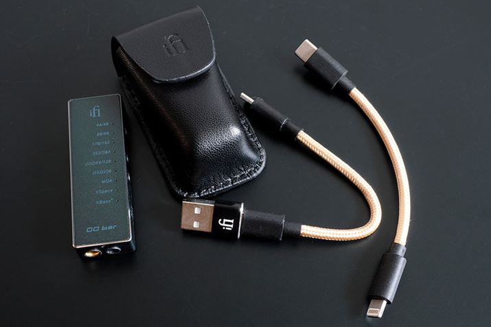 LOP[XALightningP[uAUSB Type-CP[uAUSB@Type-AϊA_v^[At