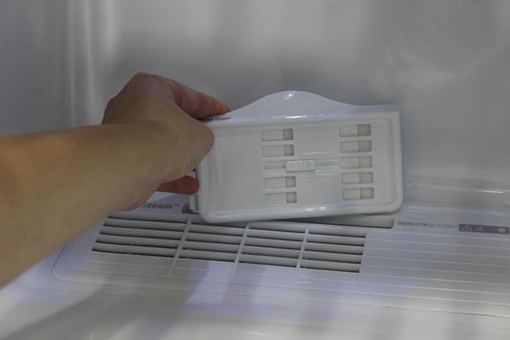 �������f���Ɠ��l�ɁA�ߗނɍ���t�����ł���u�A���}�t�B���^�[�v�������B��p�̃A���}�V�[�g��A�D�݂̃t���O�����X�𐁂��������R�b�g�����Z�b�g���Ďg�����Ƃ��ł��܂�