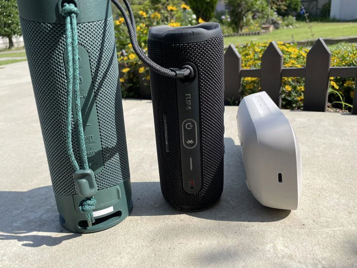 3@푵IP67̖hohΉBBOSEJBL͏[d[q̂܂܂ŖhA\j[͖hJo[𕹗p