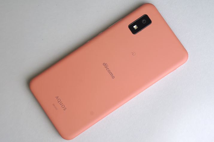 wʂ͍ĐfނgŃ}bgȎBVvȃfUCŁAL[U[Ɏ󂯓ꂻ