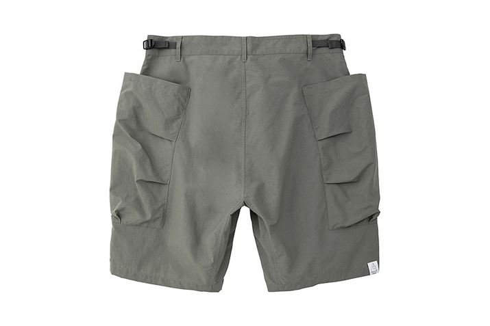 㕔Ƀ}`tĂAobOɏ[łeʂ̃pb`|Pbg