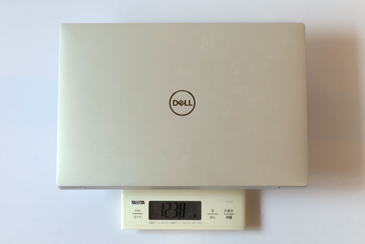 dʂ̓Lb`XP[ł̎1.238kgBJ^OXybN킸Ɍy