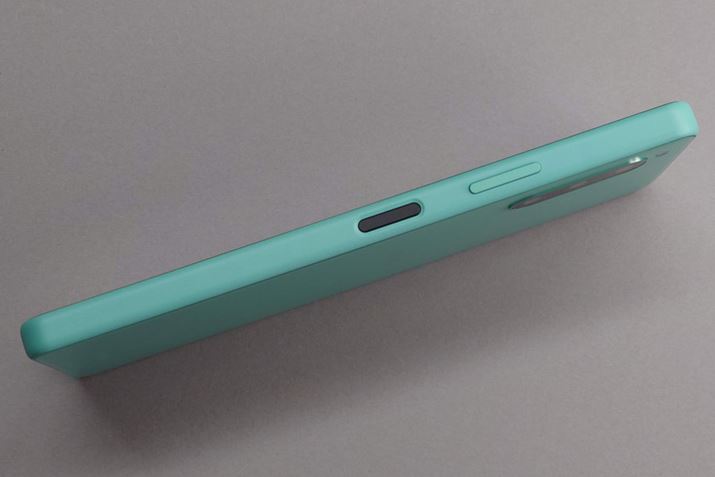 J[oG[VɊւ炸Ad{^͍F̎ƂȂĂB邢J[̃fł͂Ȃڗ